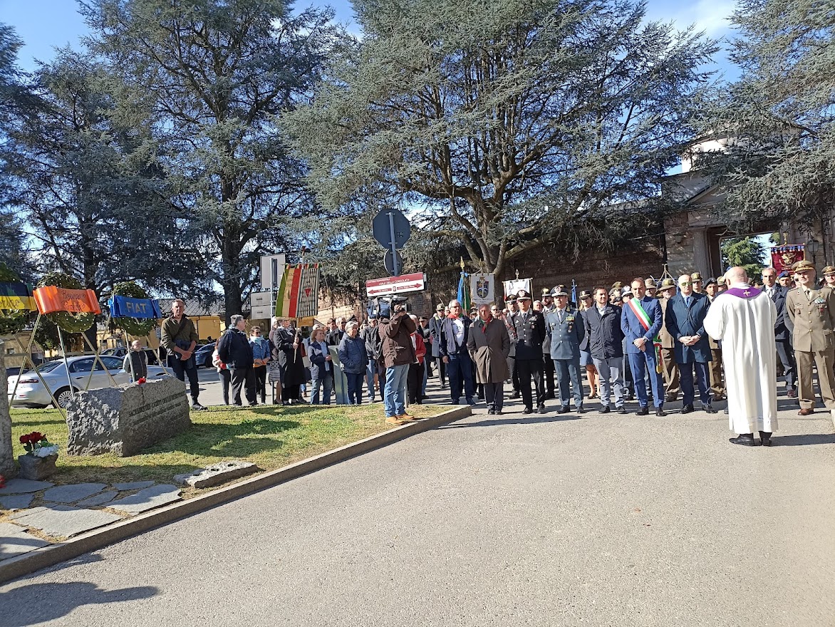 25 aprile teca ceneri deportati Mauthausen