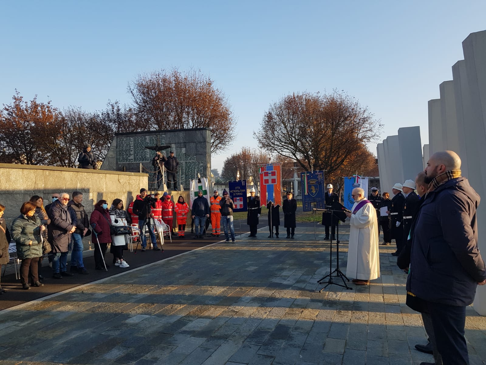Benedizione cerimonia vittime Thyssenkrupp
