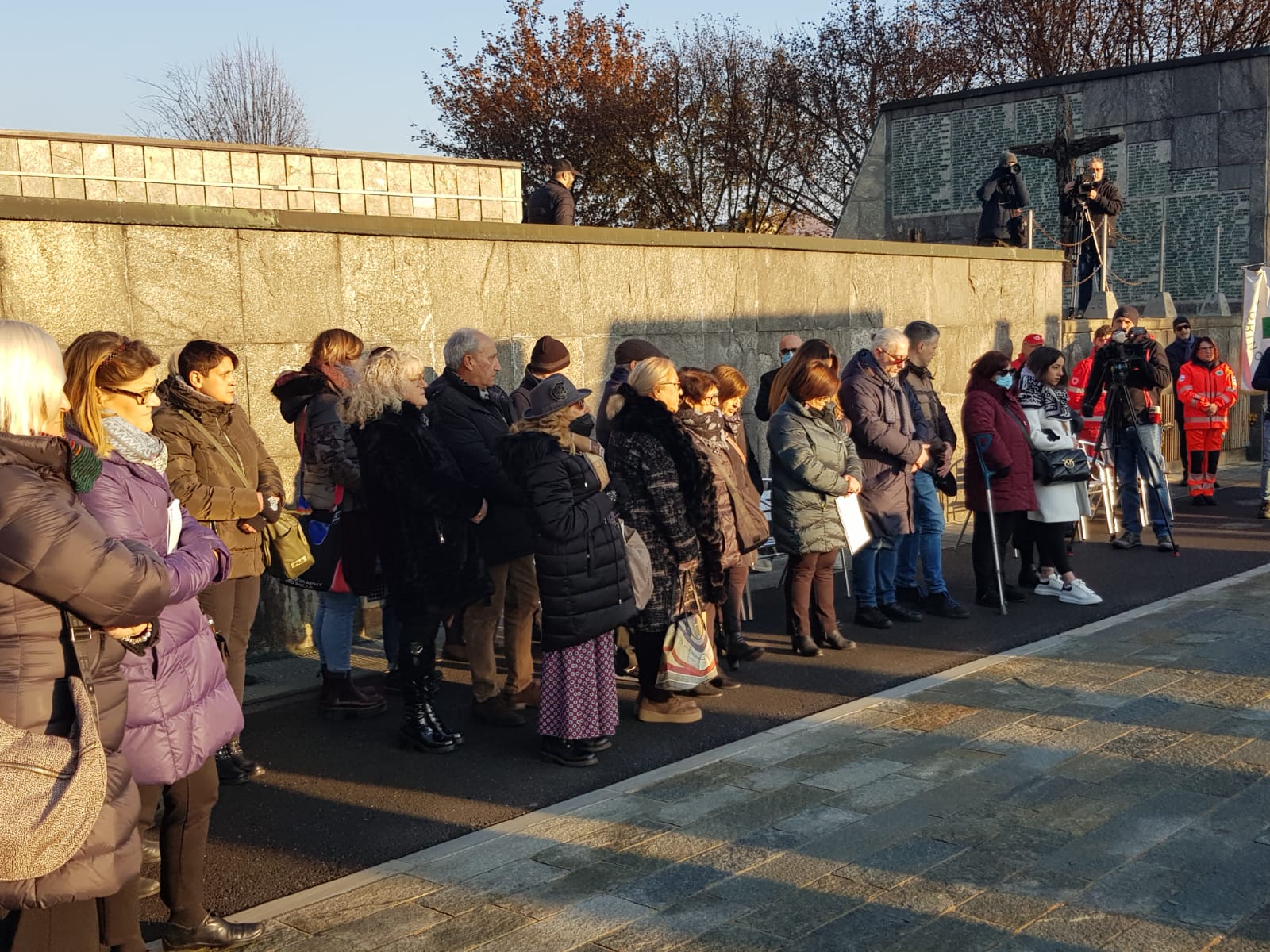 Davanti al memoriale Vittime Thyssenkrupp