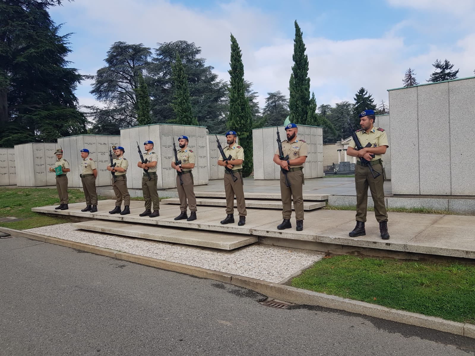 ESERCITO 8 SETTEMBRE