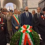 Omaggio ai Caduti delle Autorità. Da dx l’amministratore AFc Carlo Tango e gli assessori della Regione Maurizio marrone e del Comune Marco Porcedda.