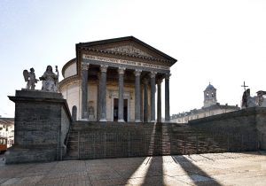 LA CHIESA GRAN MADRE