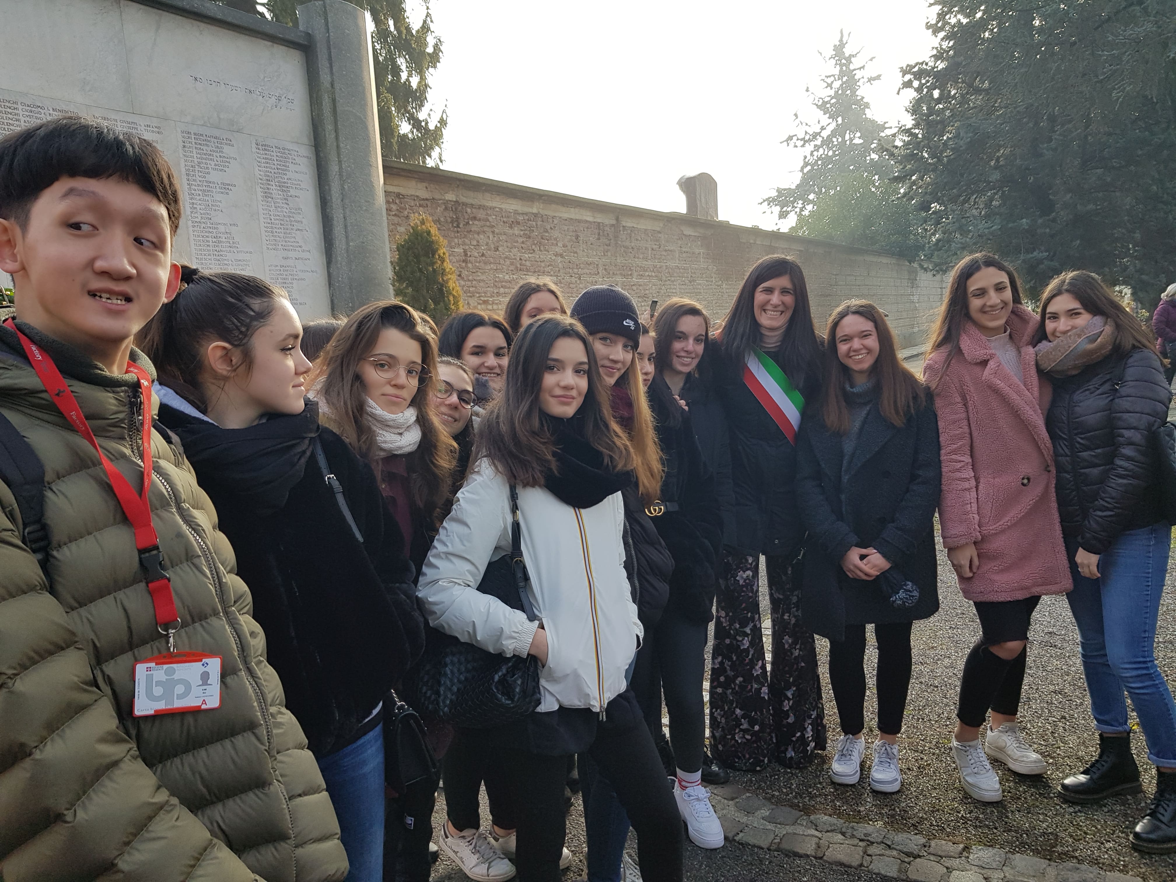 I ragazzi della II C del Regina Margherita con la Sindaca