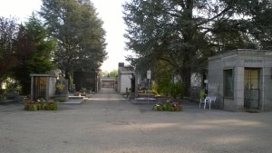 Interno cimitero di Sassi