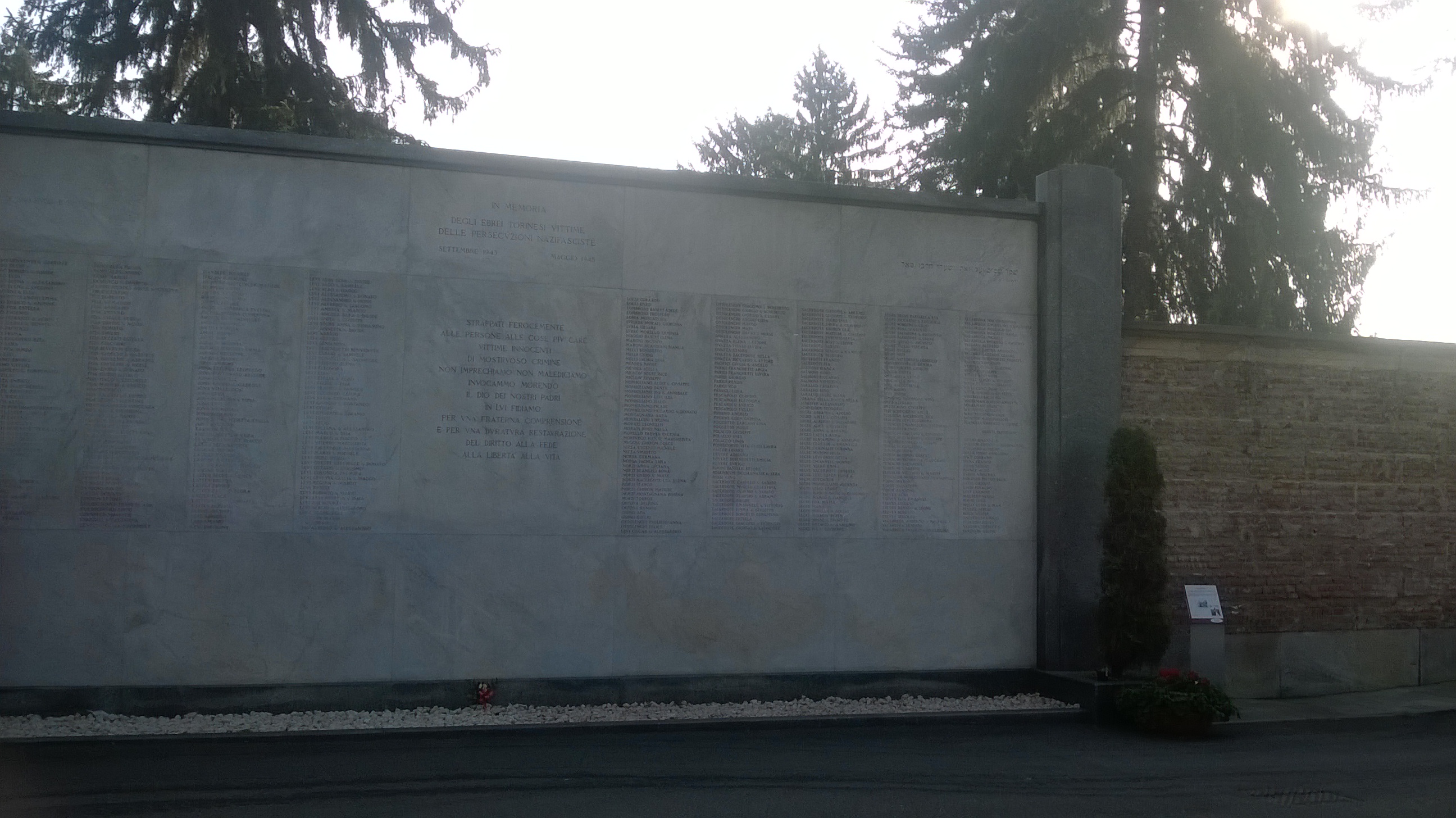 Lapide Ebrei al Monumentale