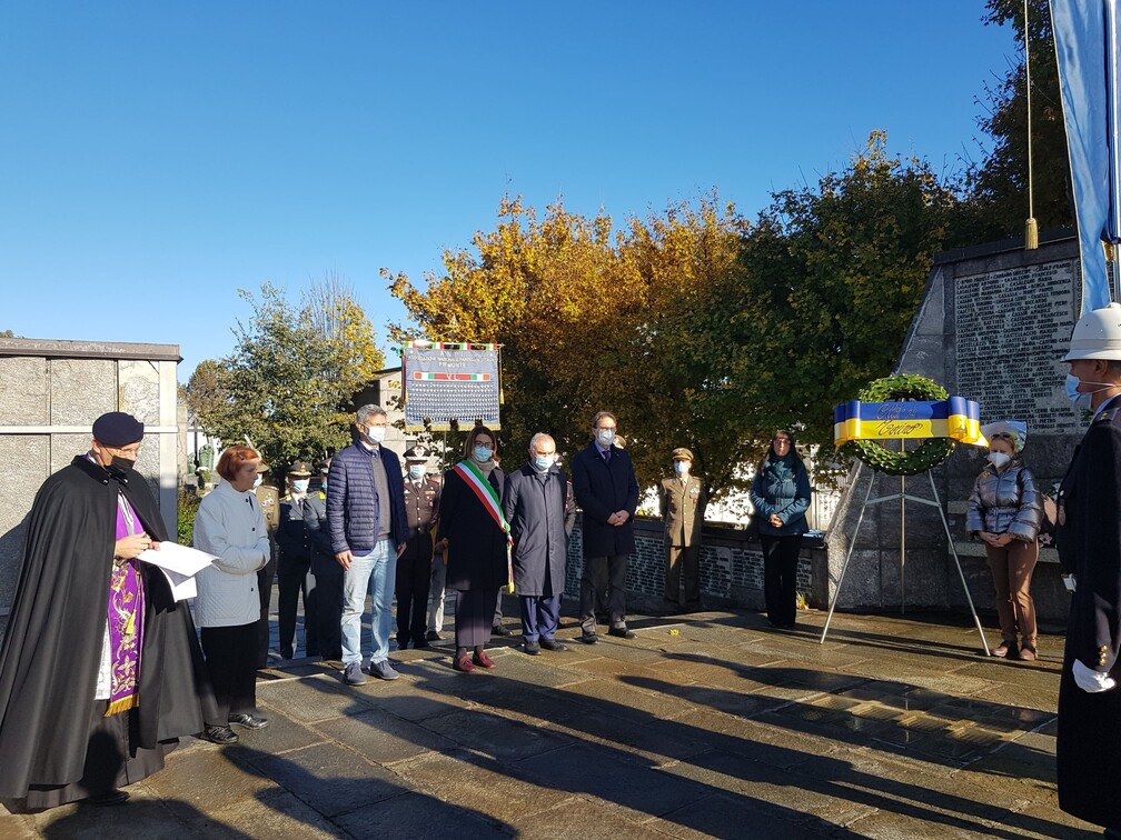 Omaggio al Sacrario alle vittime civili di Torino della Seconda Guerra Mondiale