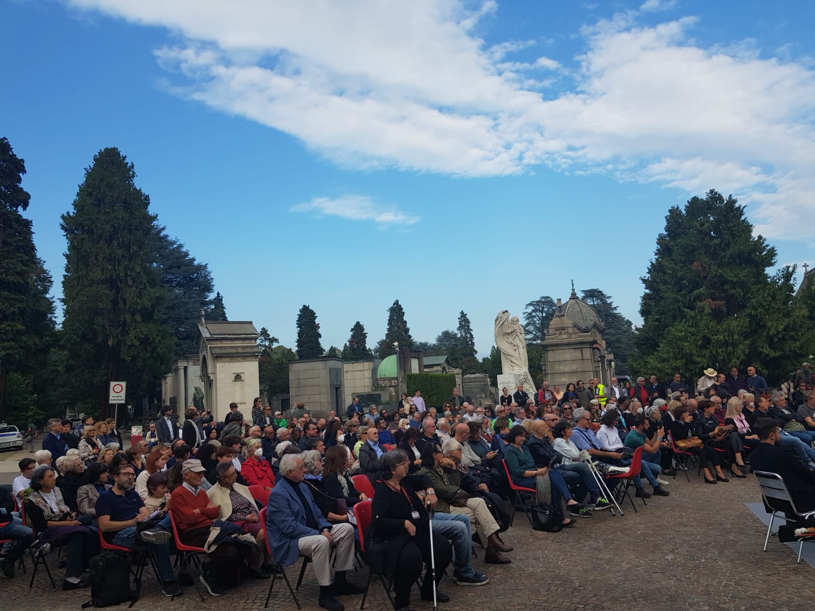 Pubblico al Requiem-1