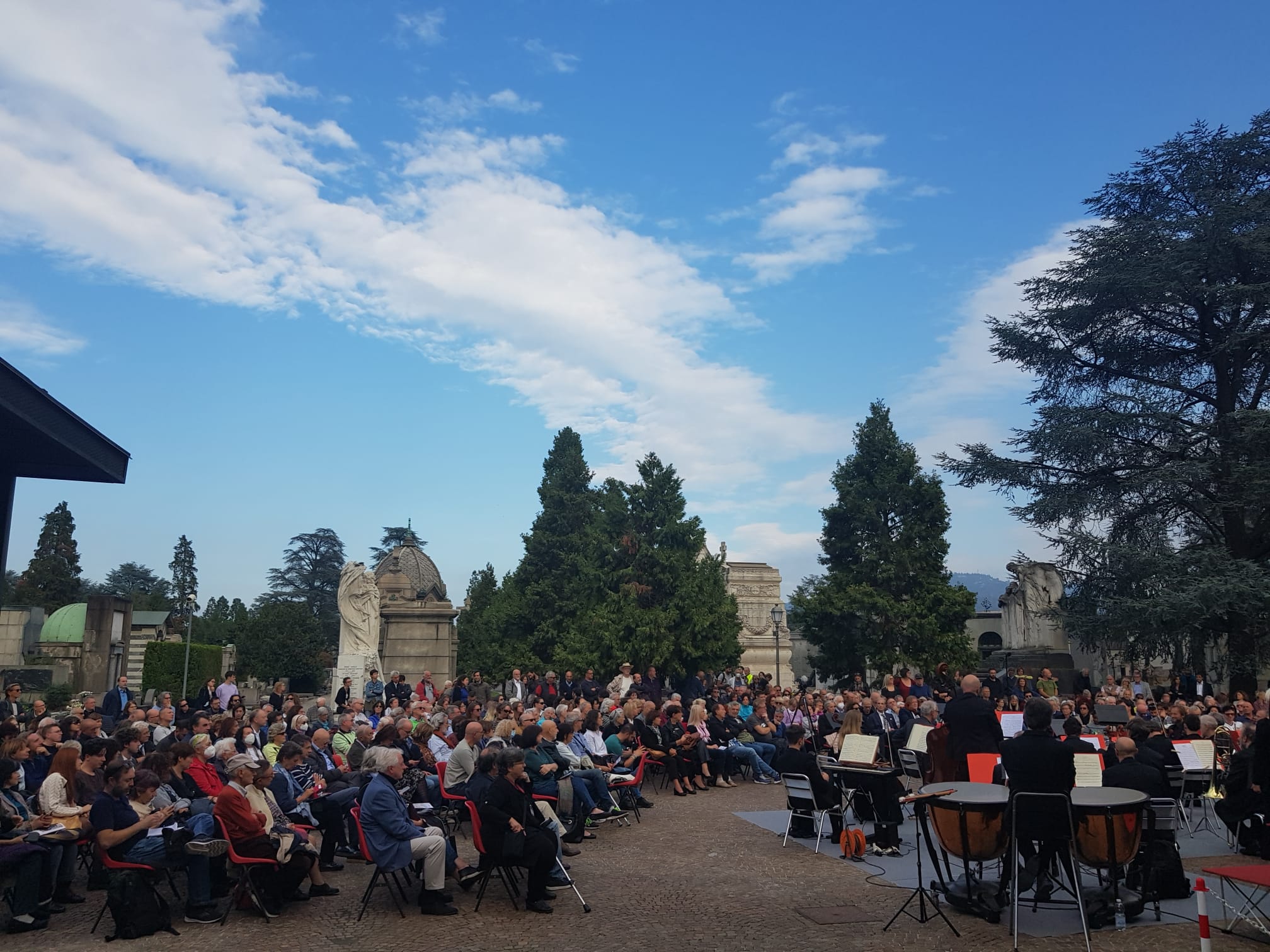 Pubblico al Requiem