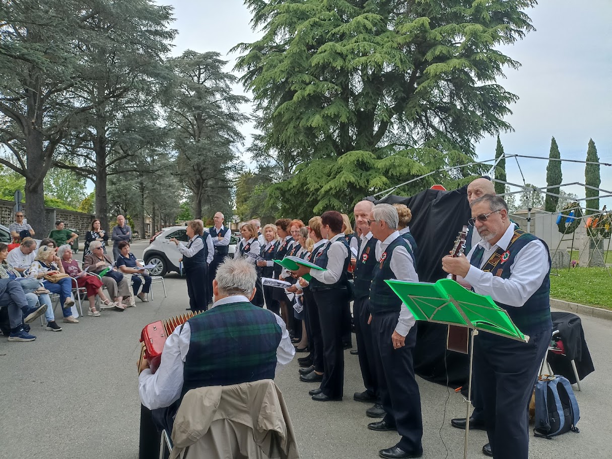 SCARPE ROTTE 25 APRILE