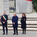 Sindaco,prefetto e assessora campo partigiani 2022