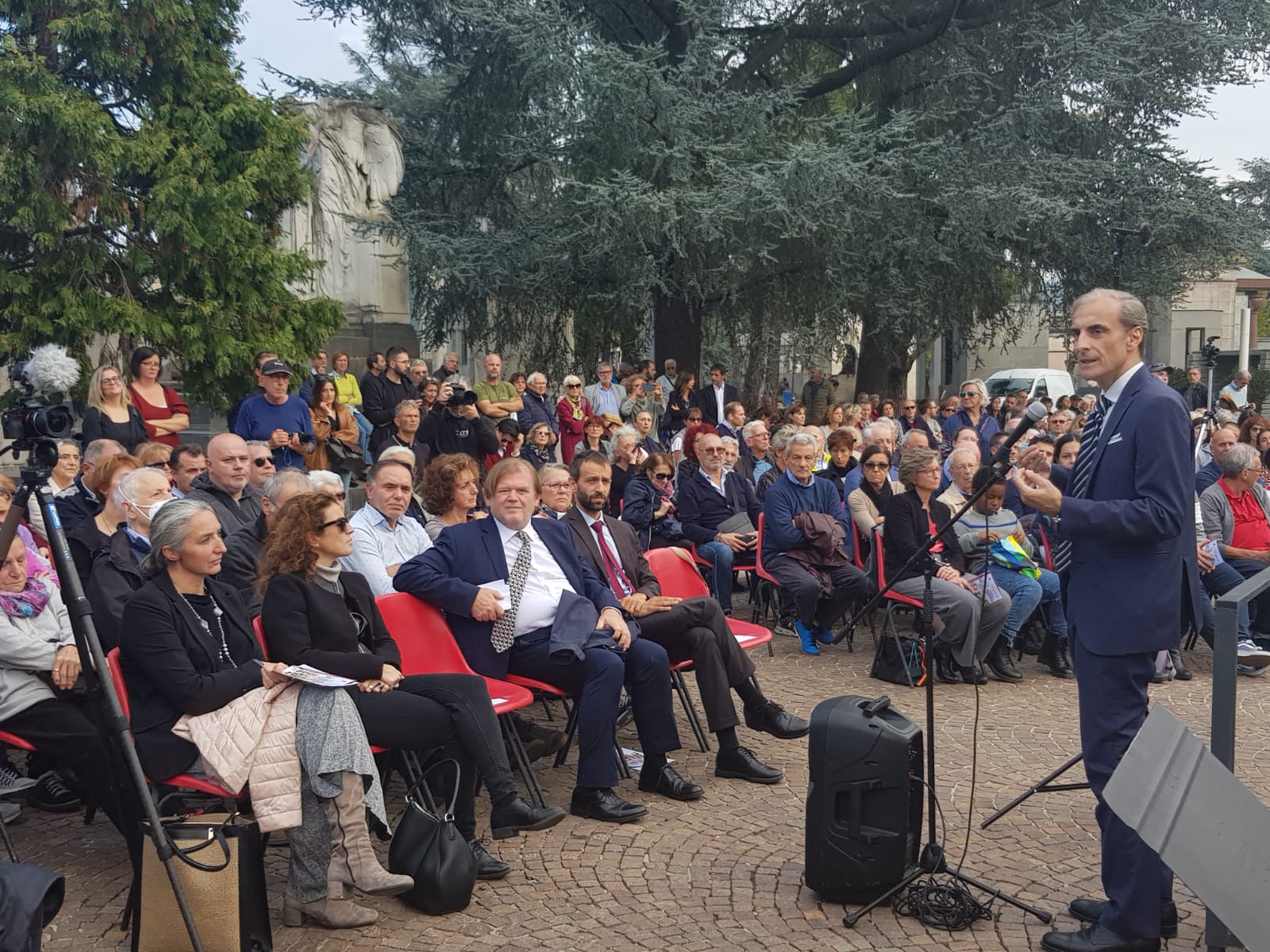 Tango e autorità prima fila concerto Requiem
