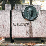 Statua in memoria di Alberto Picco